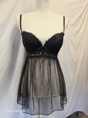 Victoria's Secret Black Lace & Sheer Babydoll Chemise